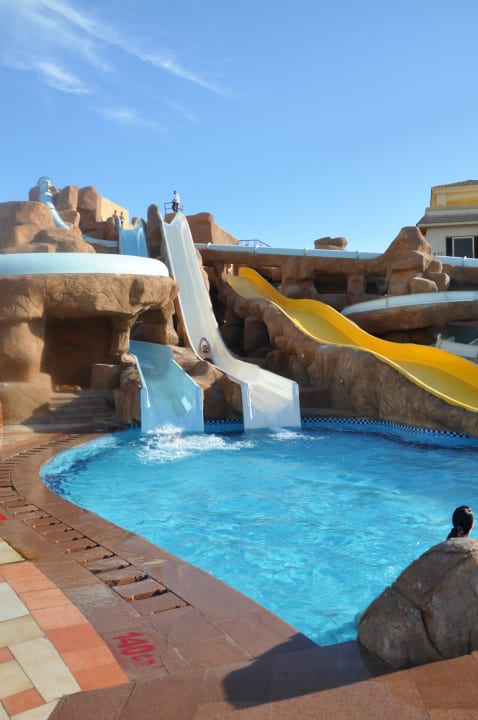 Zjeżdżalnie Regency Plaza Aqua Park & Spa