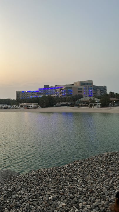 Strand Rixos The Palm Hotel & Suites