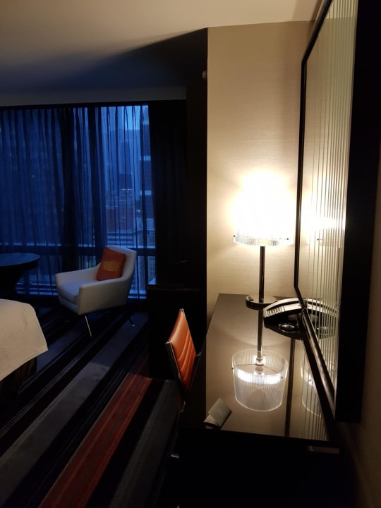 Zimmer Courtyard Hotel by Marriott New York Manhattan/Central Park