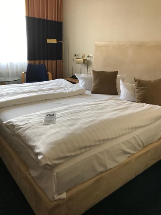 Zimmer Tryp by Wyndham Bremen Airport