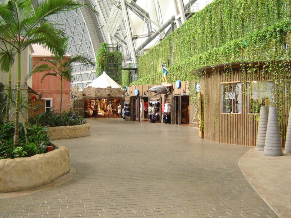 Shopping-Passage Tropical Islands Resort