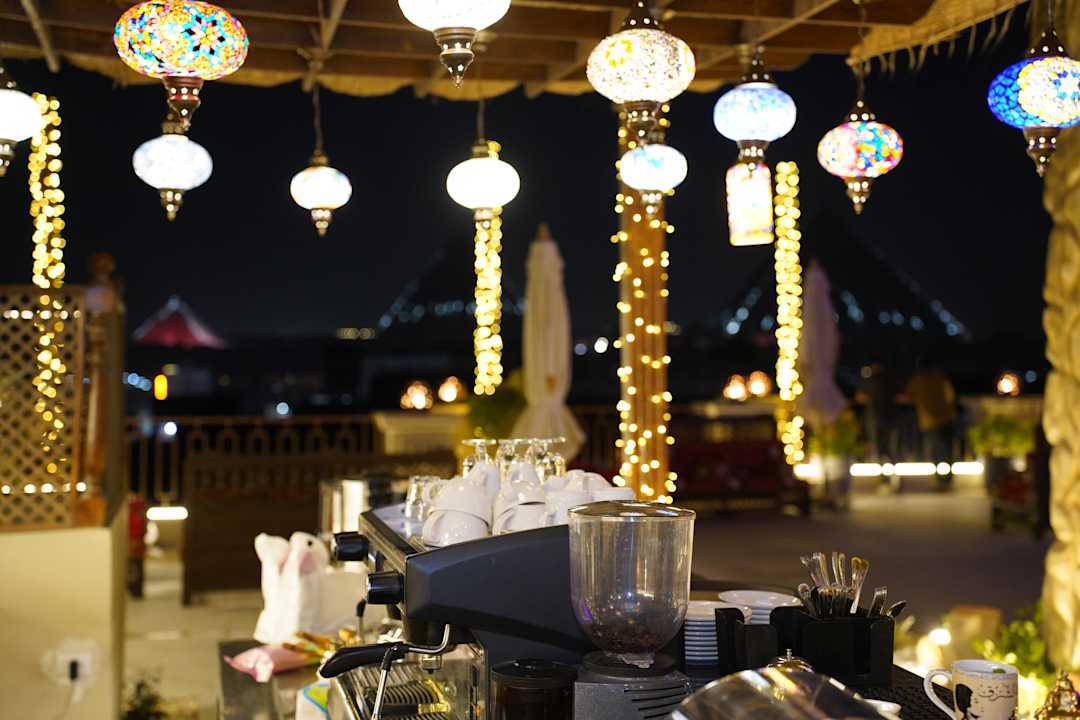 Außenansicht Pyramids Khan Hotel