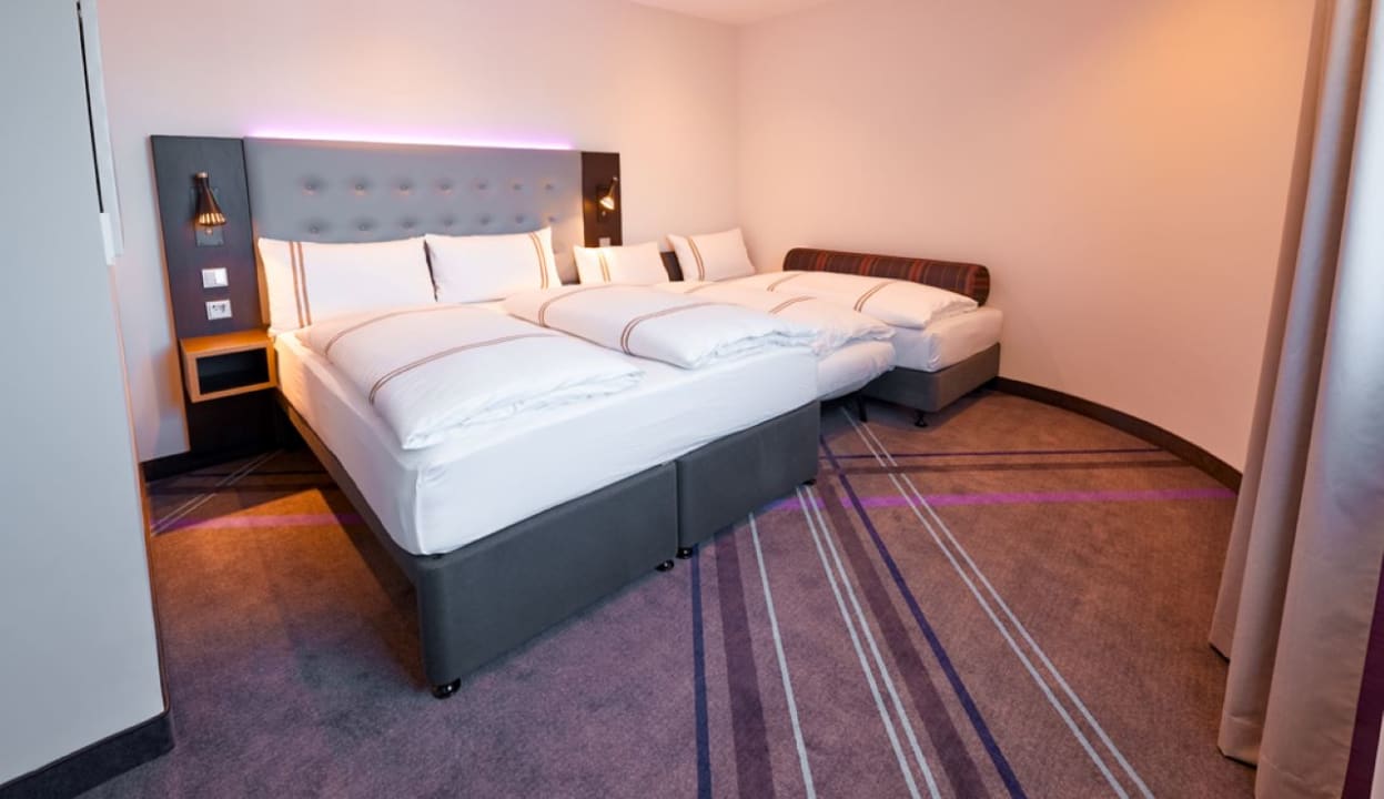 Zimmer Premier Inn Saarbrücken City Congresshalle