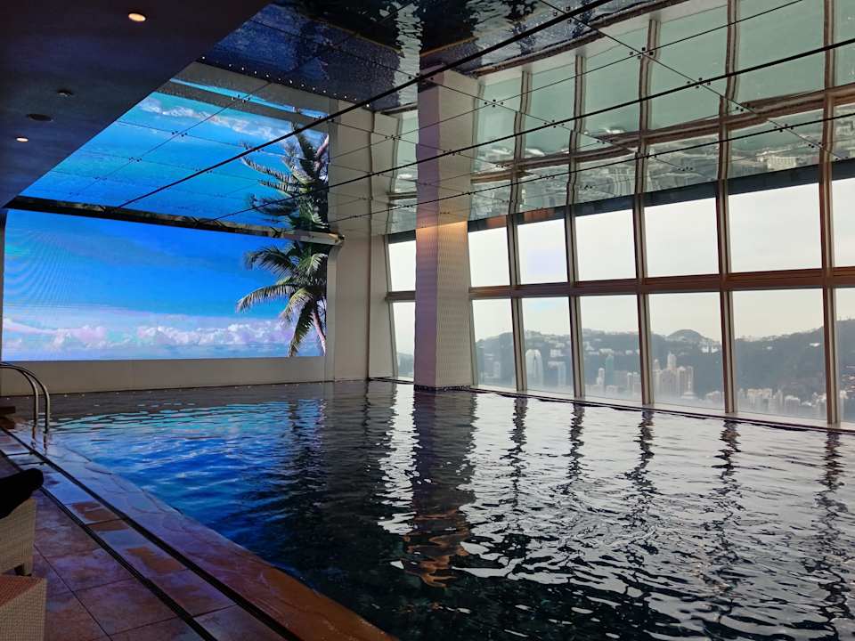 Pool Hotel The Ritz-Carlton Hongkong