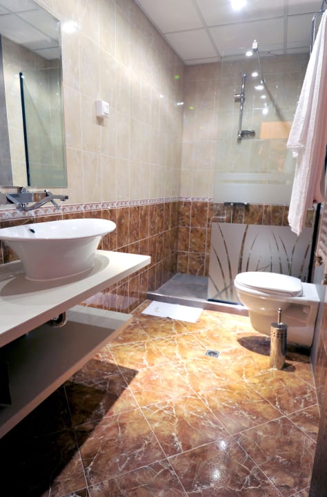 VIP Suite - bathroom Vitoshko Lale Hotel