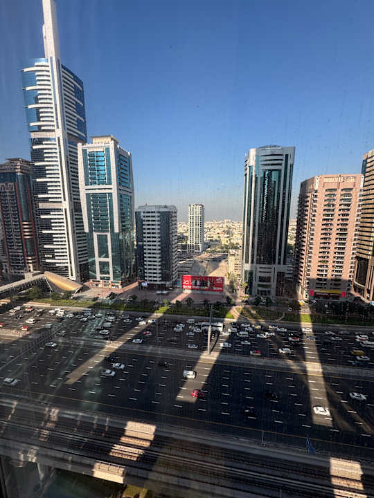 Ausblick Rose Rayhaan by Rotana