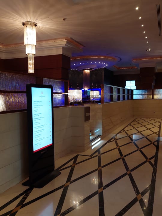 Lobby Grand Millennium Dubai