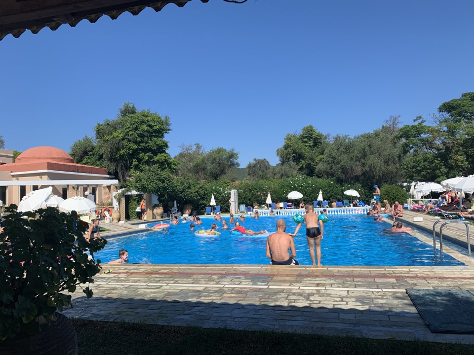 Pool Sentido Apollo Palace