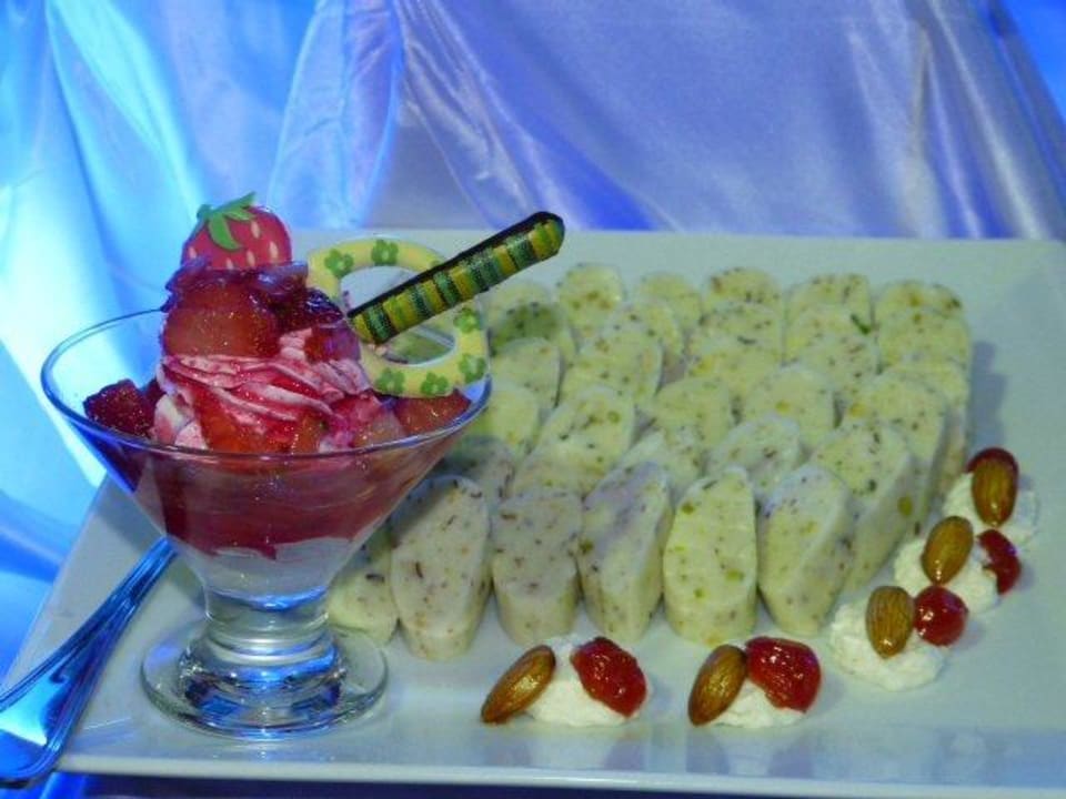 Heiligabend Buffet Pickalbatros Dana Beach Resort - Hurghada