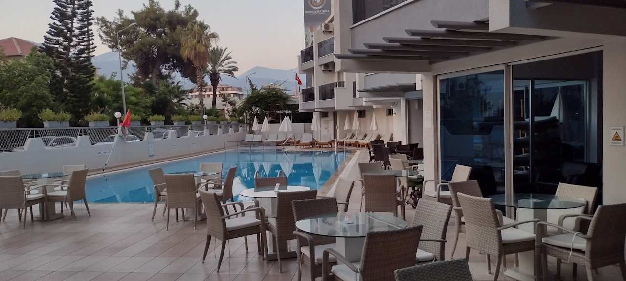 Pool Blue Diamond Alya