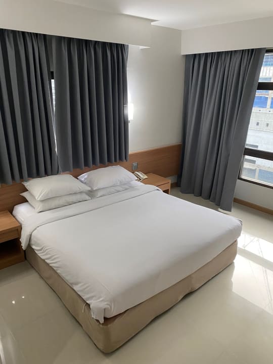 Zimmer Pinnacle Lumpinee Park Hotel