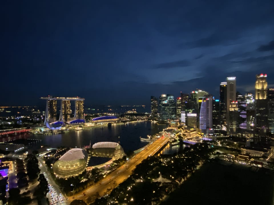 Ausblick Swissotel The Stamford Singapore