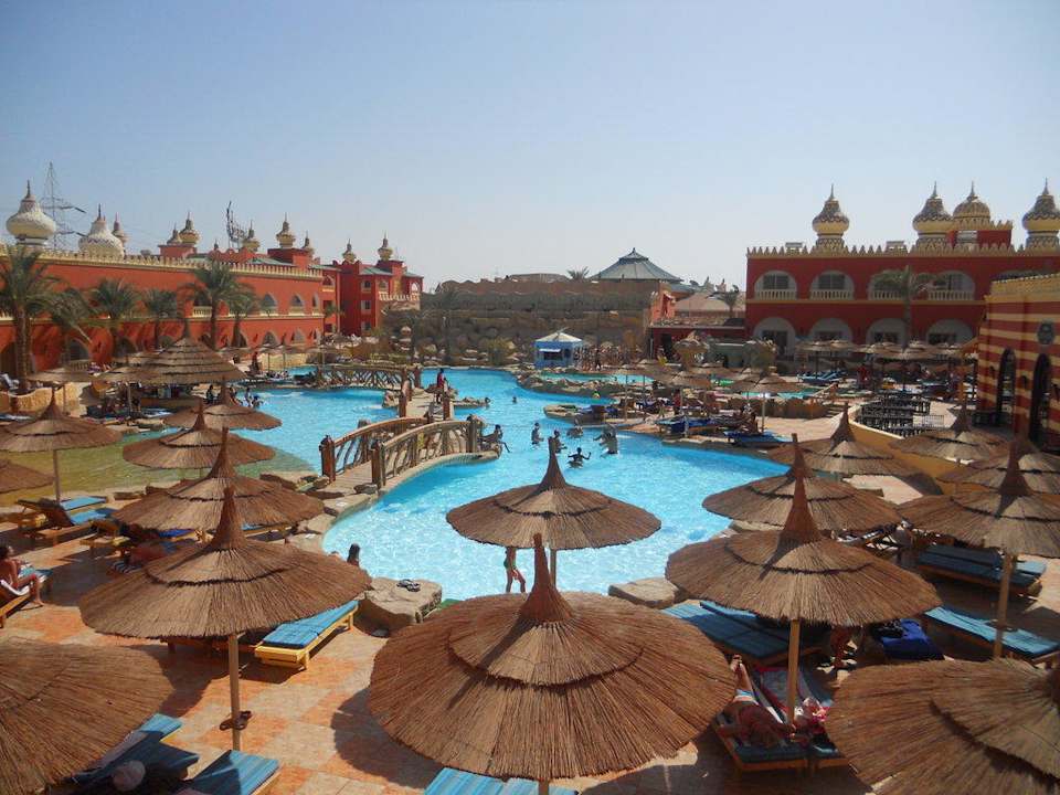 Бассейн Pickalbatros Alf Leila Wa Leila Resort - Neverland Hurghada