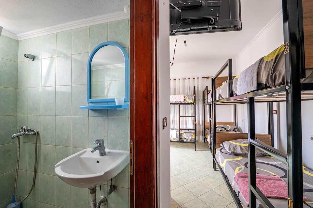 Zimmer Brothers of the World Hostel