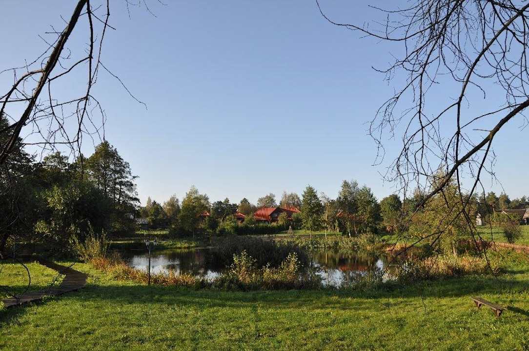Dworek i staw Dworek nad Łąkami Kiermusy