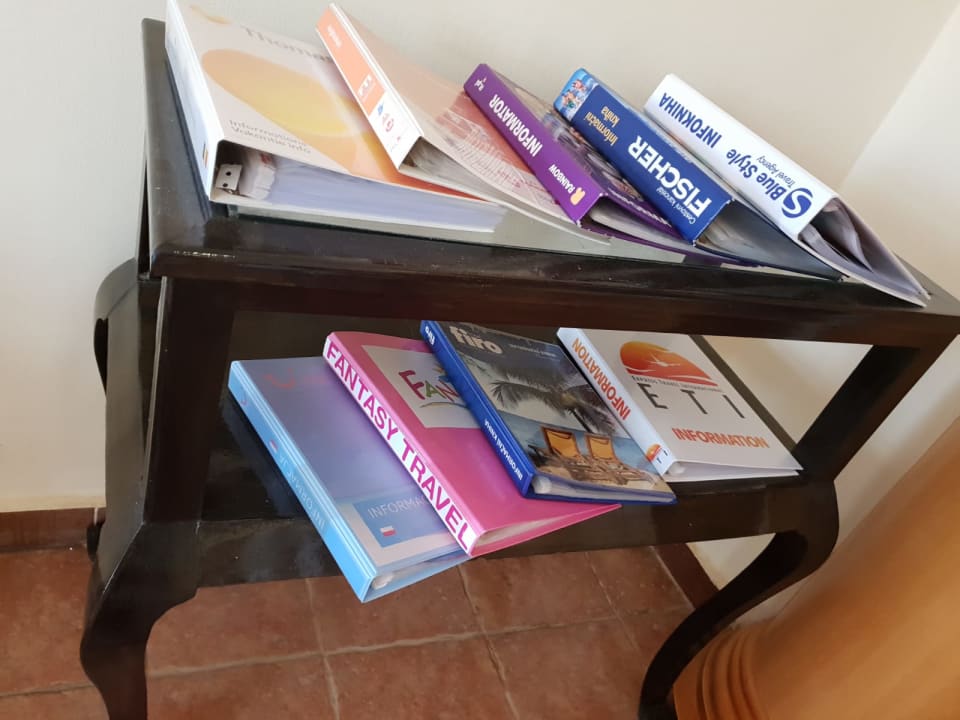 Lobby Laguna Beach Marsa Resort