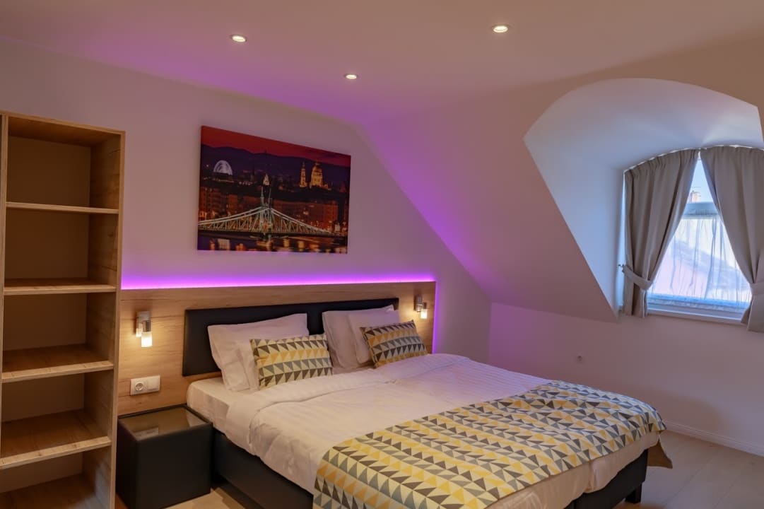 Zimmer Christina Residence