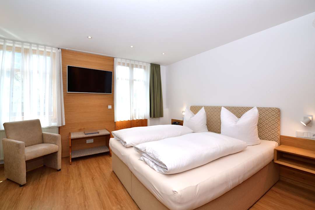 Zimmer Pension Altes Doktorhaus