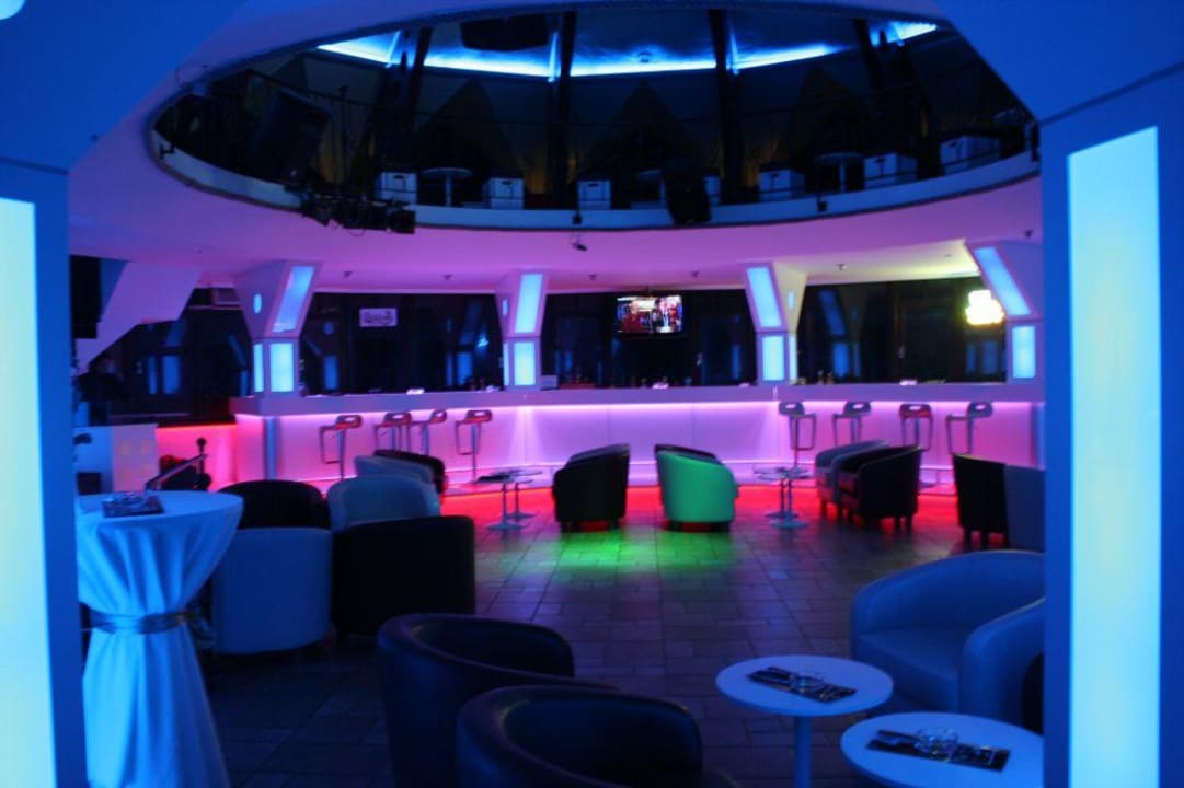 Coole Bar Ladonia Hotels Adakule