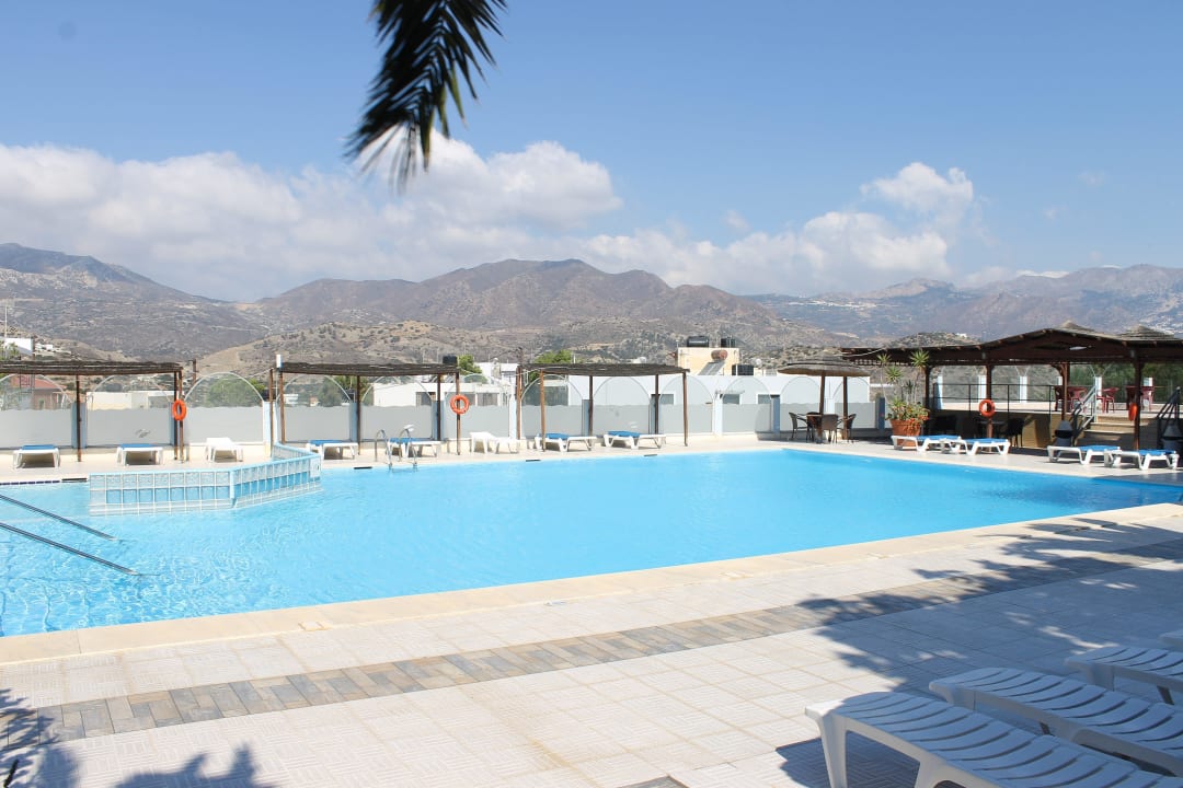 Der schöne Pool Hotel Seven Stars