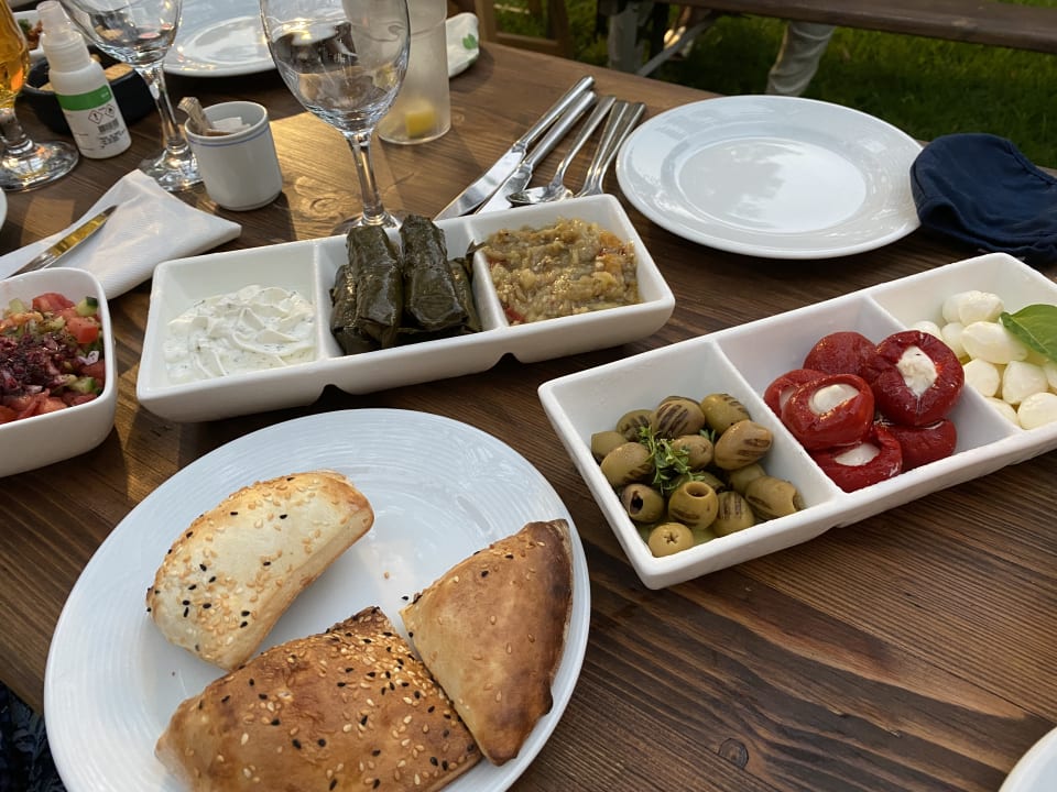 Gastro ROBINSON PAMFILYA