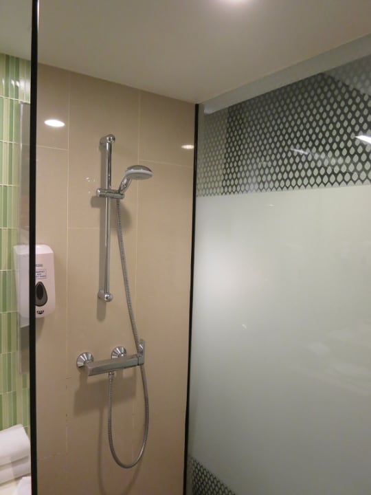 Zimmer Holiday Inn Express Bangkok Sukhumvit 11