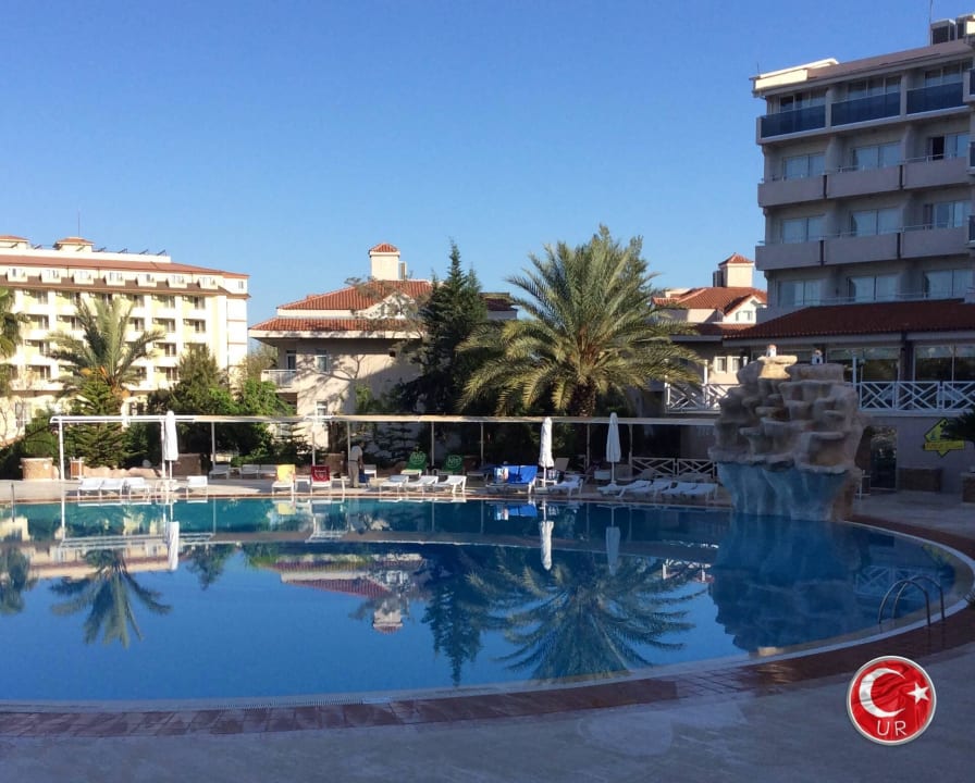 Obere Poolanlage Seaden Corolla Hotel