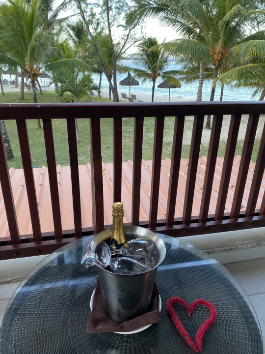 Zimmer Crystals Beach Resort Belle Mare, a member of Radisson Individuals