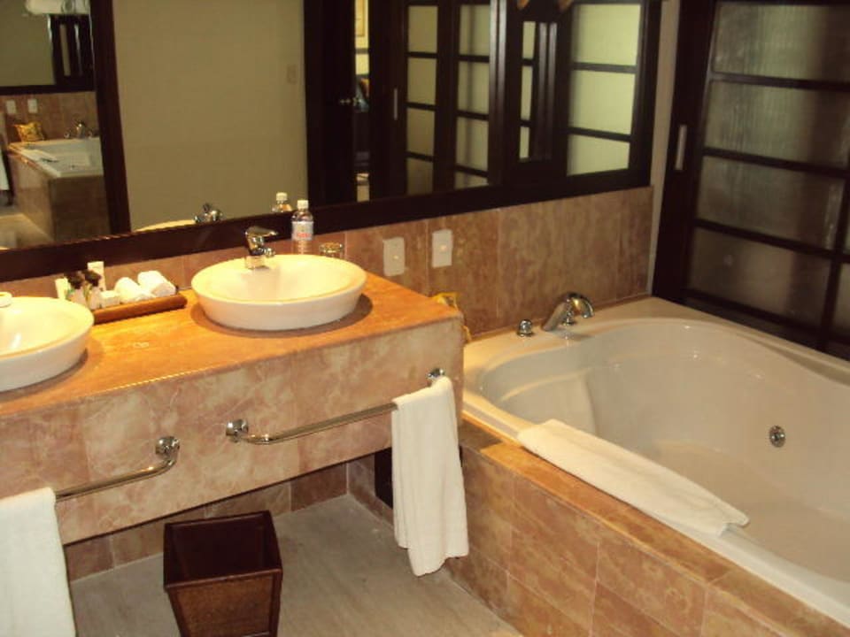Badezimmer der One Bedroom Master Suite Paradisus Punta Cana Resort (Im Umbau/Renovierung)