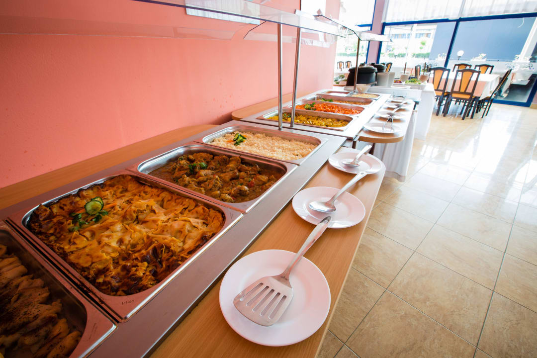 Buffet Hotel Bohemi