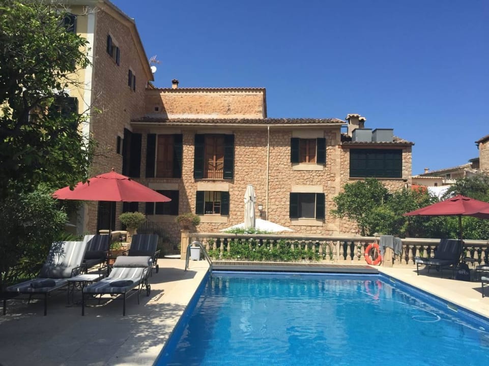 Blick auf das Hotel Salvia vom Pool Hotel Salvia