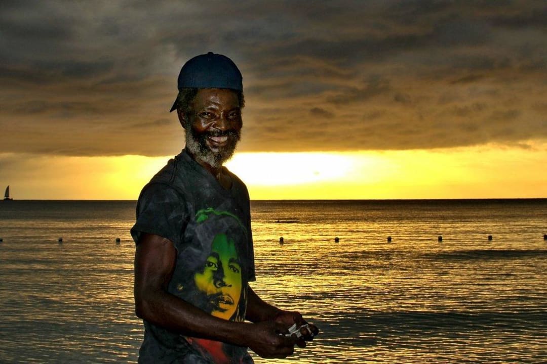 Uriger Typ Hotel Grand Pineapple Beach Negril