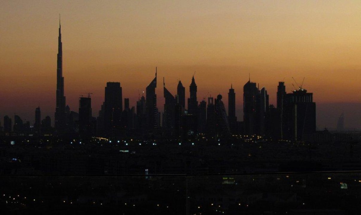 Downtown Golden Sands Hotel Creek