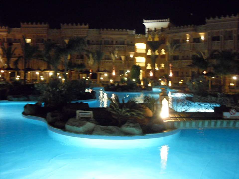 Bei Nacht Pickalbatros Palace Resort