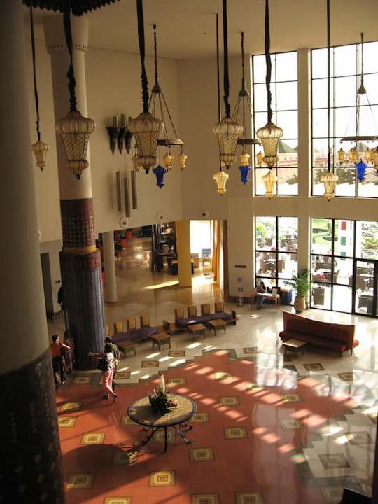 Eingang Iberostar Waves Founty Beach