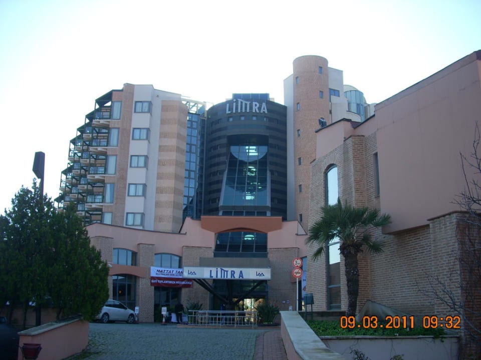 Hotel Richtung Eingang Limak Limra Hotel & Resort