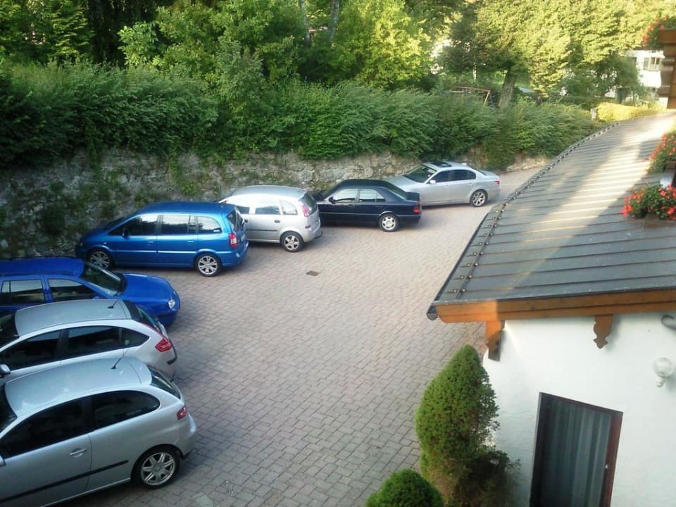 Parkplatz Alpenhotel & Ferienwohnungen Weiherbach
