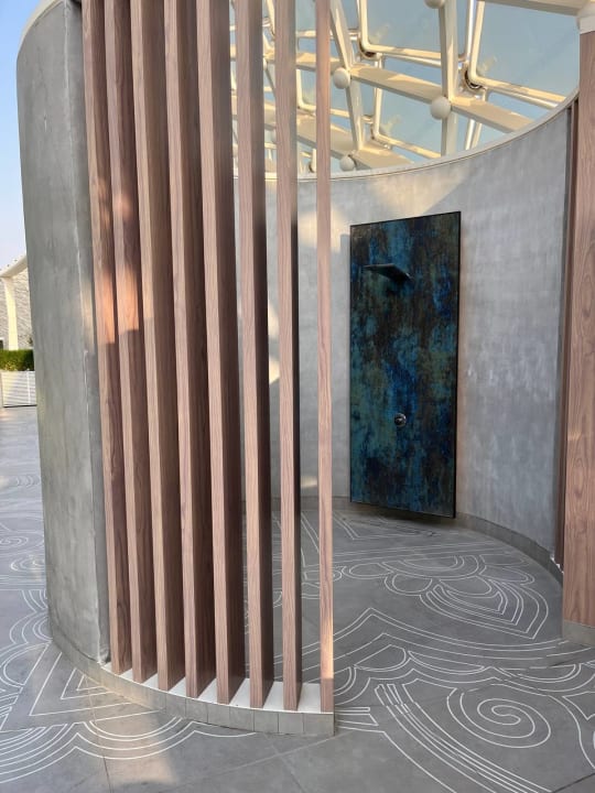 Pool W Abu Dhabi - Yas Island