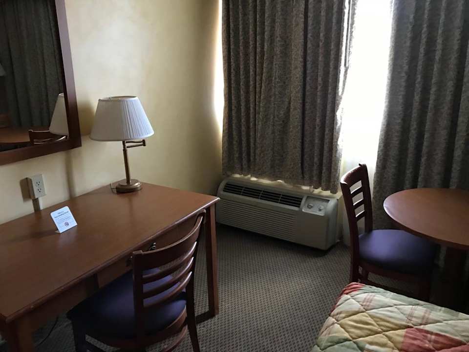 Zimmer Best Western Rutgers University Hotel