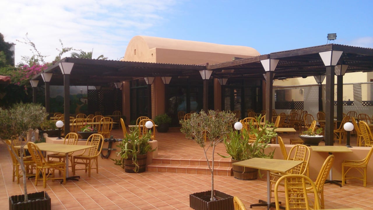 Taverne Anissa Beach & Village