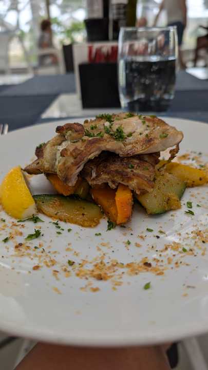 Gastro Crystals Beach Resort Belle Mare, a member of Radisson Individuals