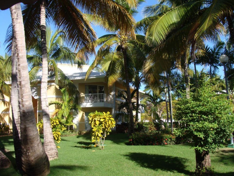 Außenansicht eines Bungalows Grand Palladium Select Bávaro Resort & Spa