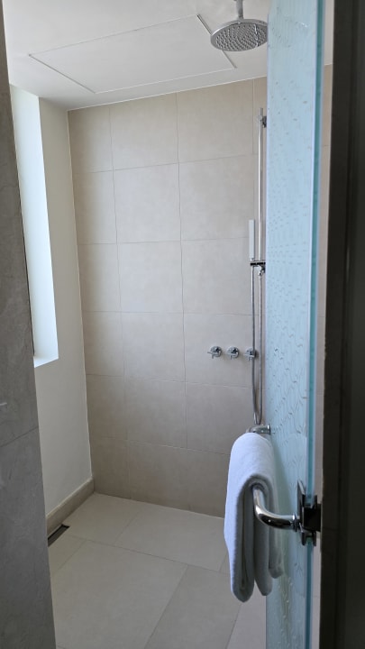 Zimmer Ajman Saray, a Luxury Collection Resort