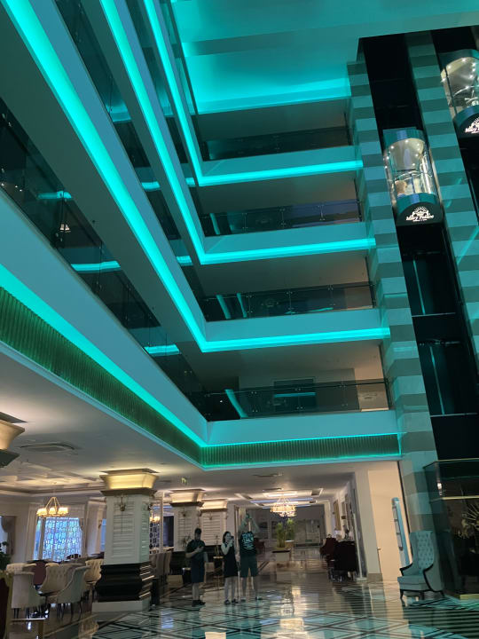 Lobby Mary Hotel Side