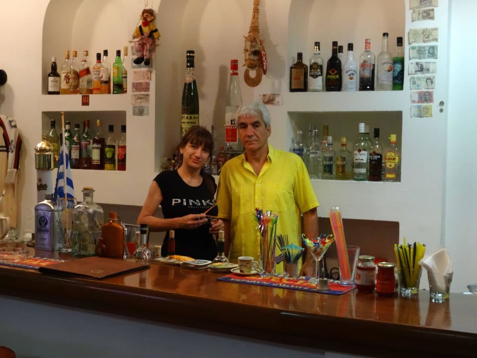 Die Hotelbesitzer Maria & Dimitri Hotel Dimitra