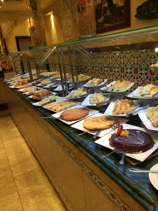 Buffet SUNRISE Garden Beach Resort