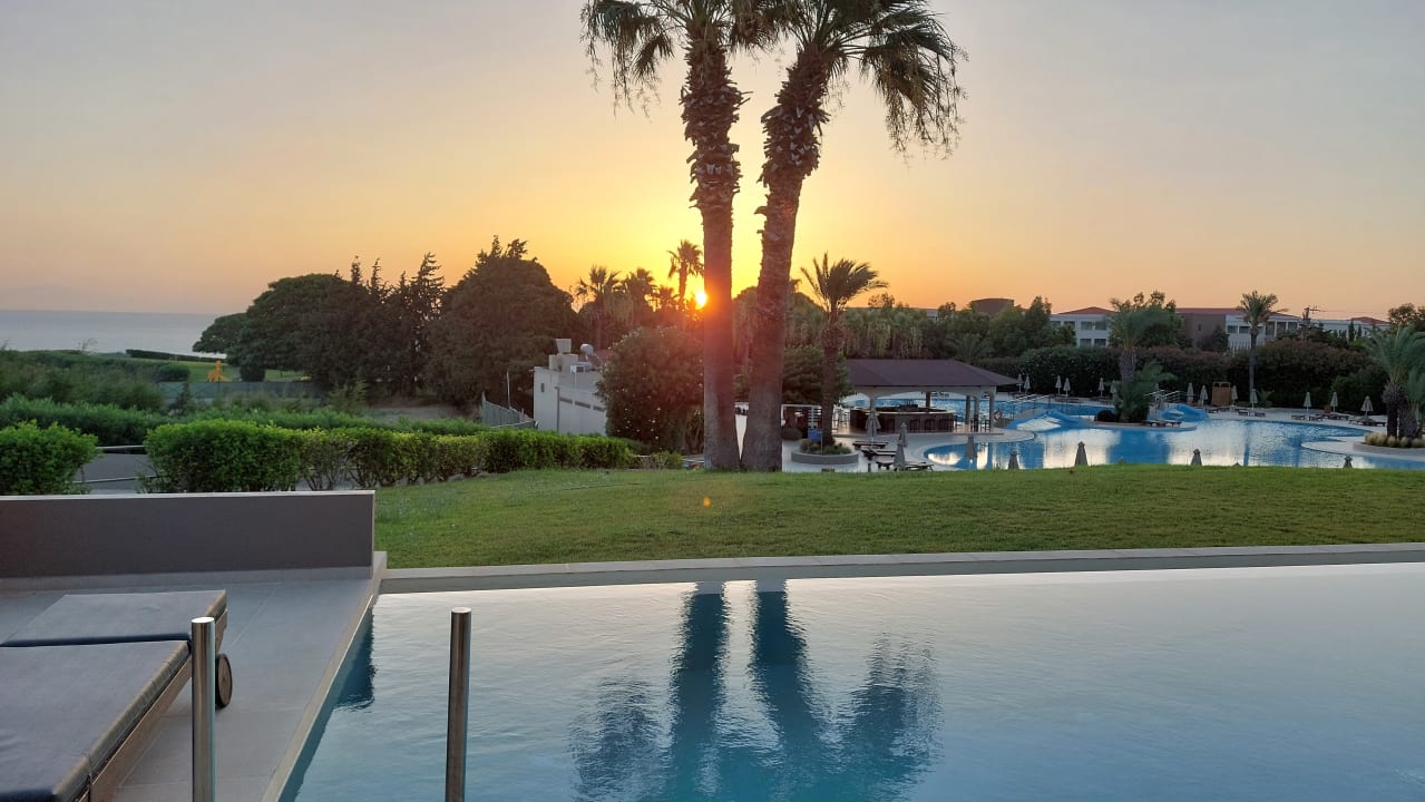 Pool Kresten Palace Hotel