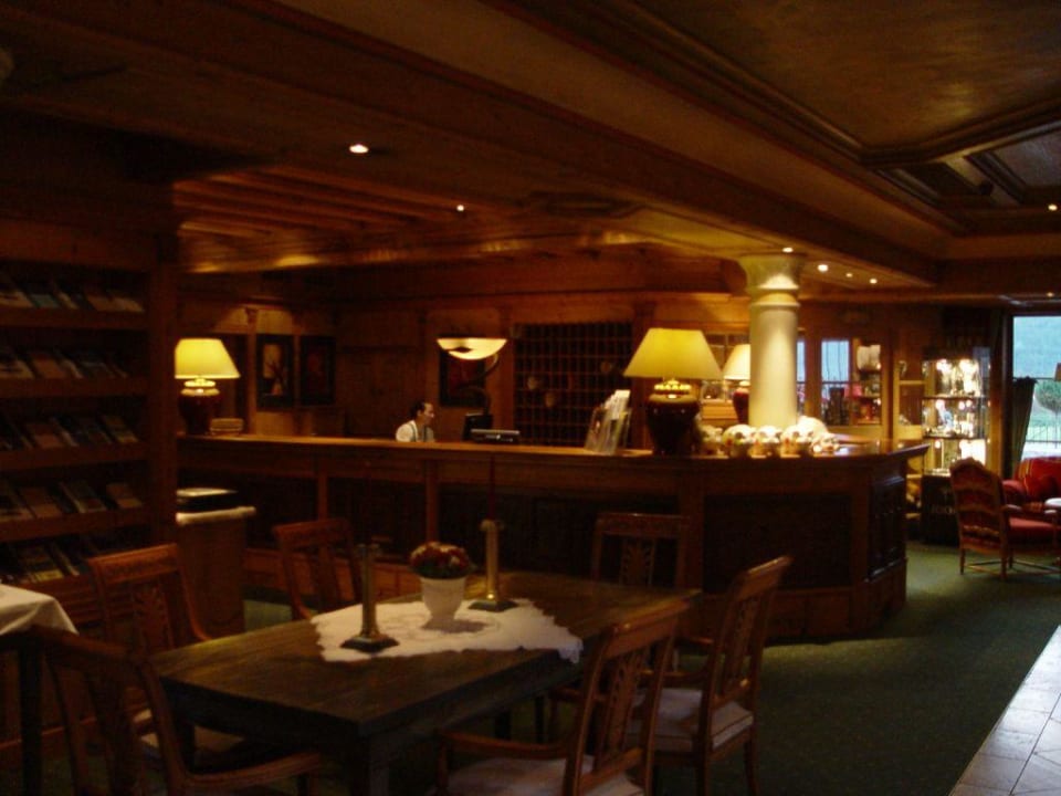Hotelrézeption Alpenresort Schwarz