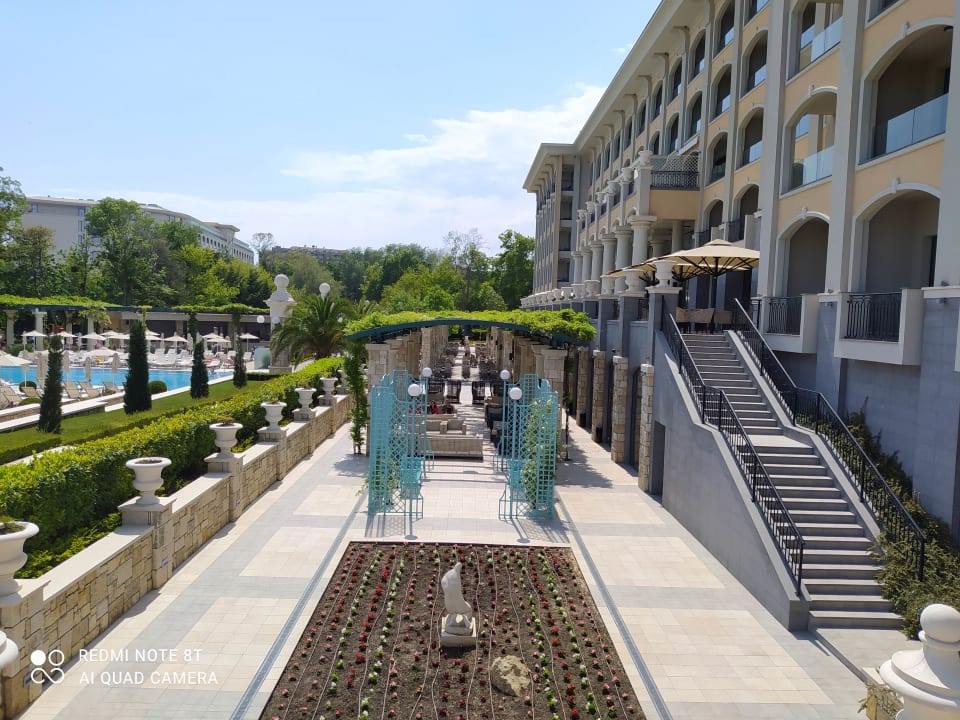 Gartenanlage Astor Garden Hotel