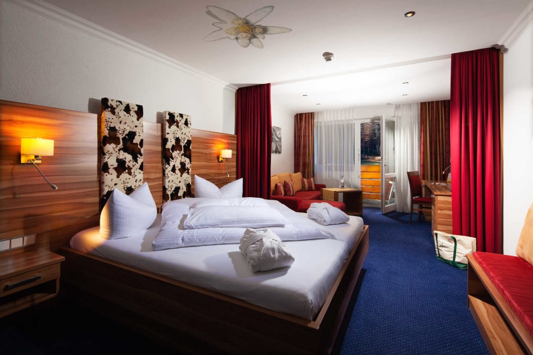 Zimmer Alm- & Wellnesshotel Alpenhof